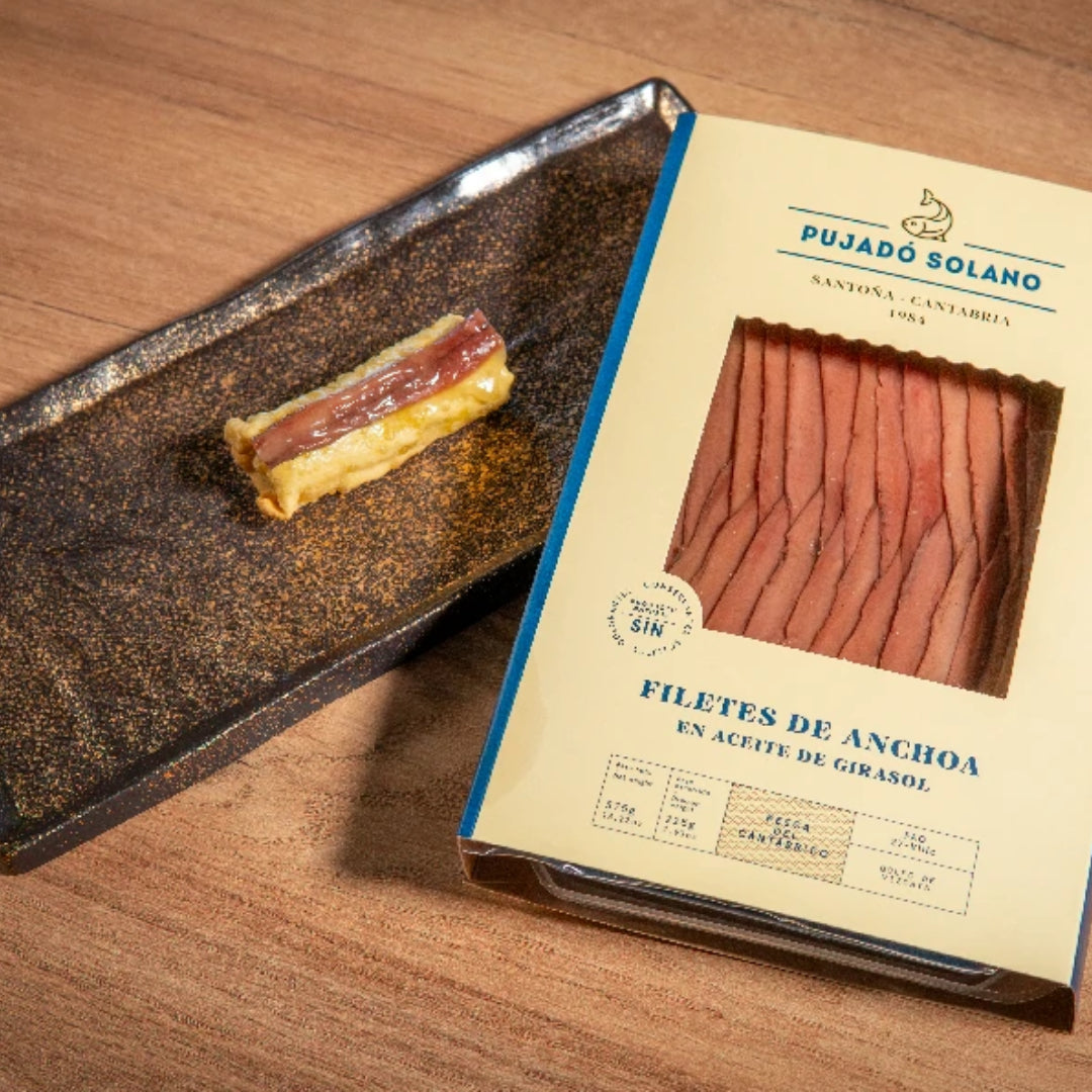 Cantabrian Anchovy in Sunflower Oil - Anchoa Cantabrica. Pujado Solano, 375g