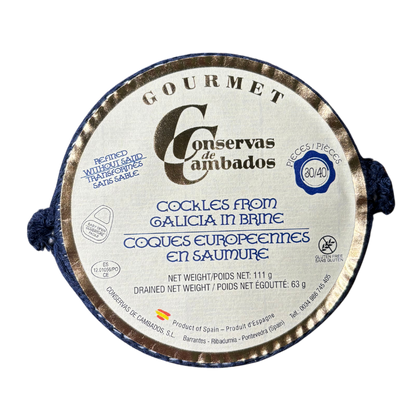 Tender and flavorful gourmet heart cockles in brine, expertly crafted by Conservas de Cambados for an authentic seafood experience.