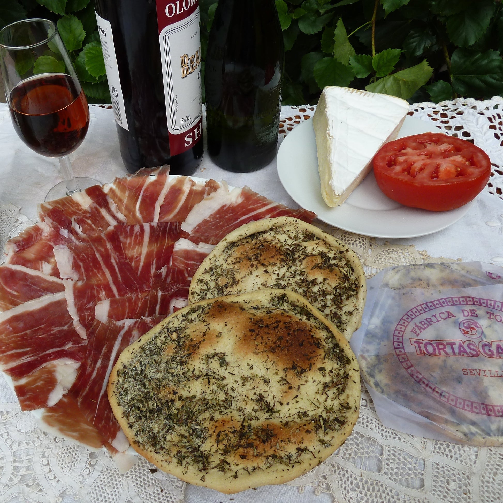 torta rosemary with iberian ham